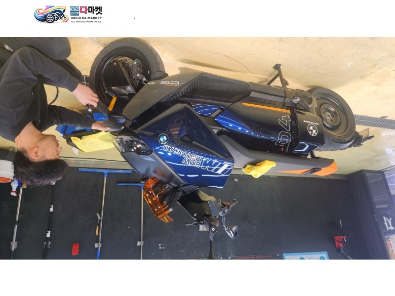 BMW CE 04 2025년식 bmw ce04 신차급판매합니다.