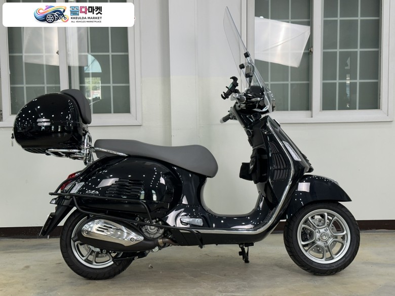 베스파 GTS 300 클래식 2025년식 ㅣ모두의바이크ㅣ 2025년식 베스파-GTS300클래식 신차급ㅣ판매ㅣ매입ㅣ대차ㅣ전국무료배송