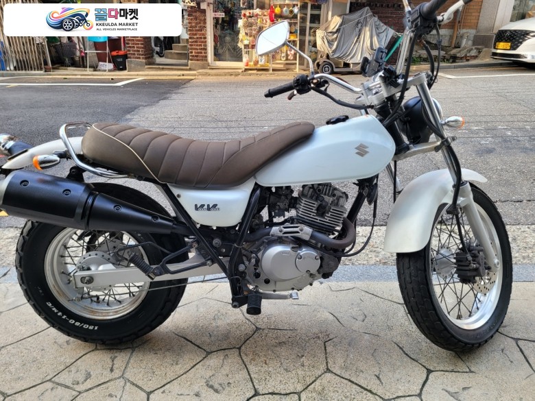 스즈끼 반반 200 2008년식 스즈끼 명차  반반 200cc 판매합니다