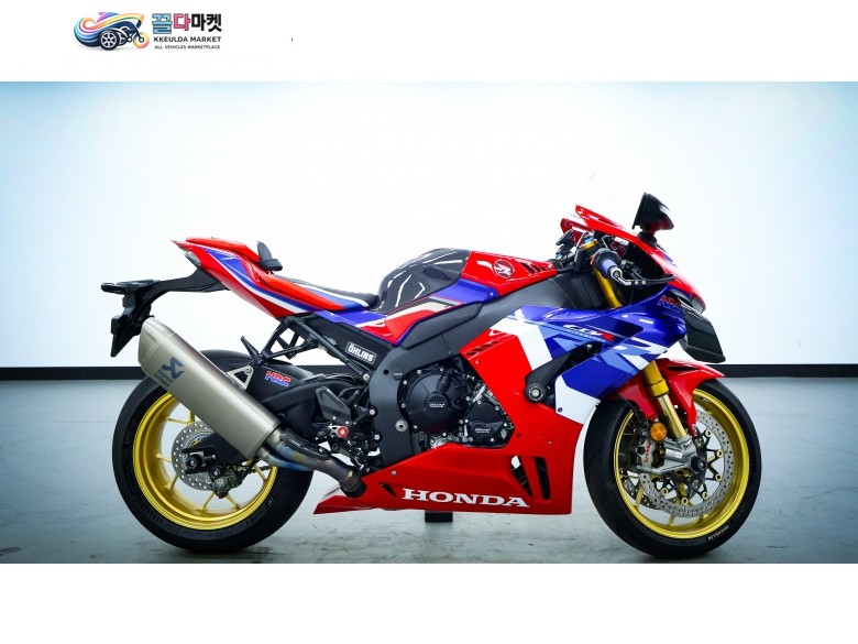 혼다 CBR 1000 RR-R 파이어블레이드 SP 2023년식 [ 매버릭바이크 ] / 풀배기의 압도적인 사운드! 혼다 CBR1000RR-R 파이어블레이드 SP판매합니다.
