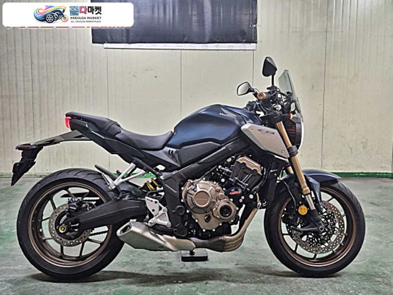 혼다 CB 650 R ABS 2021년식 혼다 CB650R/21년식/1.4만KM/레저용/판매합니다