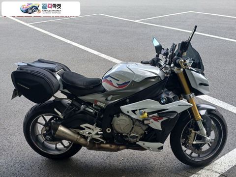 BMW S 1000 R 2015년식 bmw s1000r 15년식