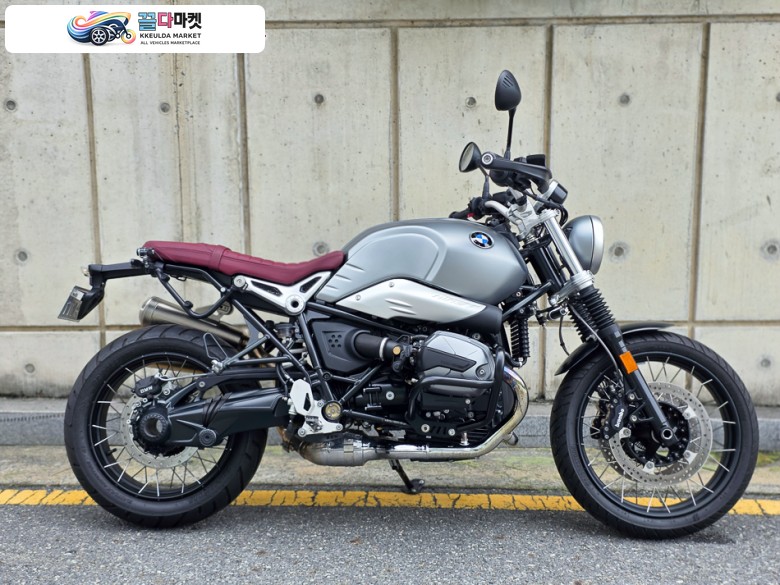 BMW R 나인 T 스크램블러 2023년식 2023년식 냉동차량 1인소유 알나인티 스크램블러 1,500km주행 판매합니다.