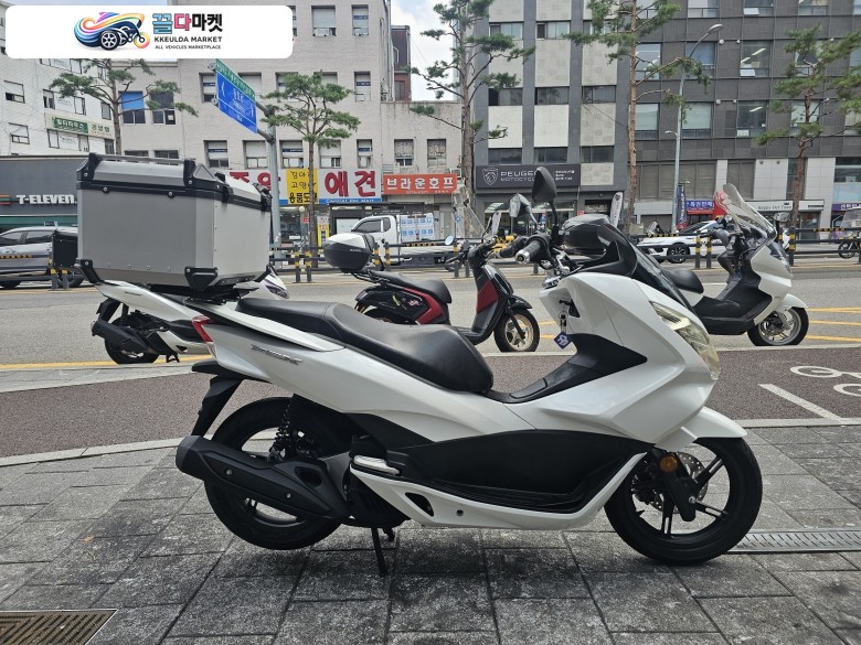 혼다 PCX 125 FI 2016년식 ▶혼다 PCX125 년식대비 상태좋은 매물 / 할부,카드,대차,캐피탈◀