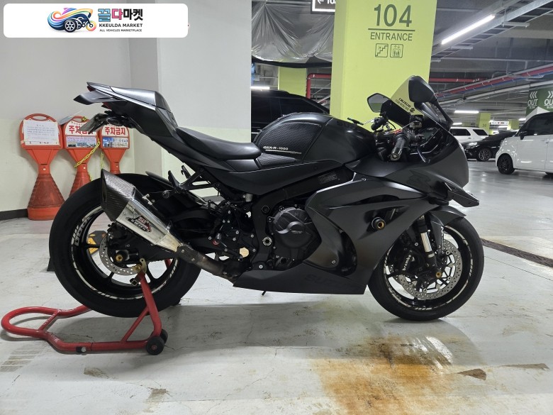 스즈끼 GSX R 1000 2021년식 21년 블랙에디션 팝매합니다!!! 정비완료!!!!