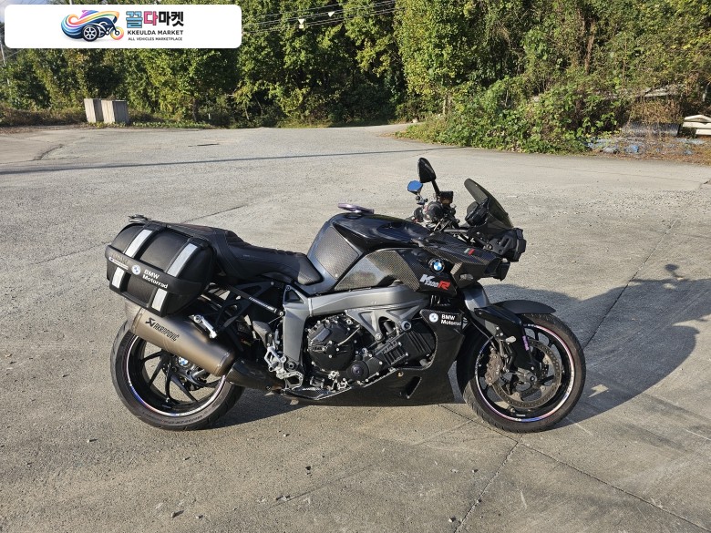 BMW K 1300 R 2013년식 k1300r 아크라포빅 풀 카본 파츠