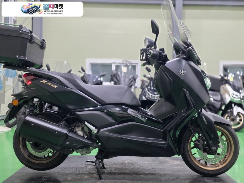 야마하 X 맥스 300 ABS 2024년식 야마하XMAX300 24년식 5천km 깔끔한 셋팅  최저가 판매합니다.