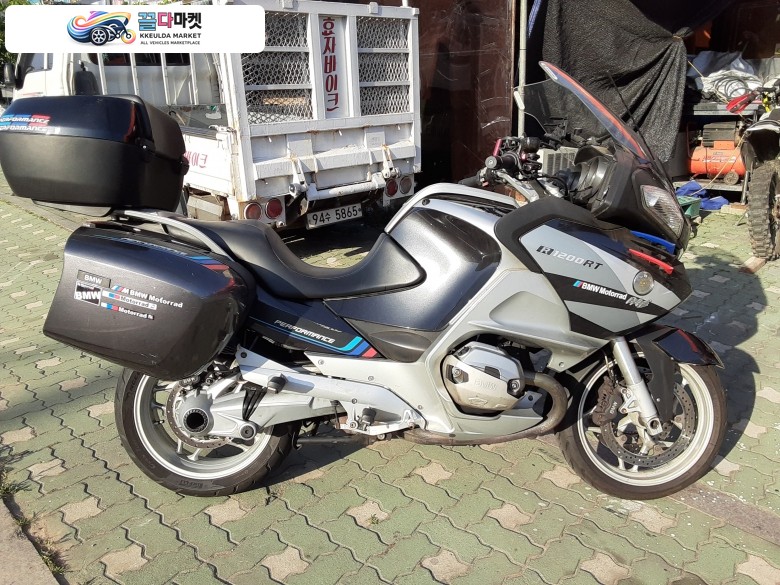 BMW R 1200 RT 2011년식 여기 빛나는 비엠 팔아봅니다~~대차가능