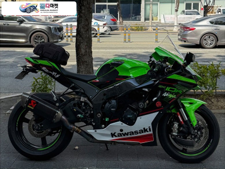 가와사키 닌자 10 R 2022년식 22년식 가와사키 ZX-10R 12,126km