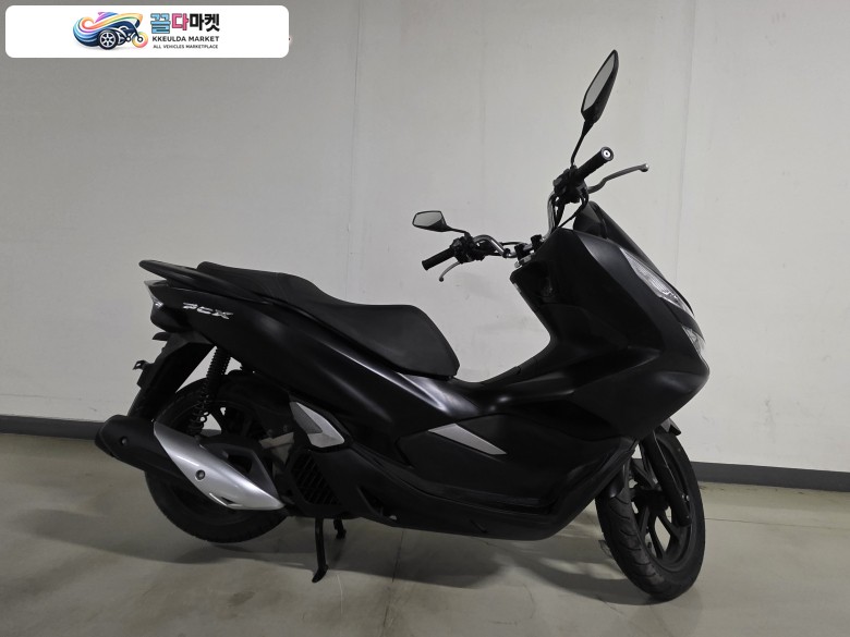 혼다 PCX 125 FI 2018년식 ▶▷드라이브애드/DD-012/ 혼다 / PCX /18년식/ 3.4만km(메다 교체) /중고 오토바이 판매◁◀