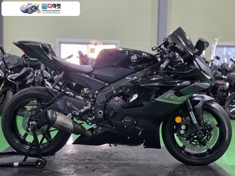 야마하 YZF R6 2020년식 야마하R6 20년식 3만km요시무라 구변완,퀵시프트 카본파츠 준튜닝 판매합니다.