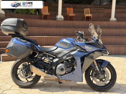 스즈끼 GSX S 1000 GT 2022년식 2022년식 스즈끼-GSX-S1000GT 깔끔한바이크 짧은키로수 상태A / 집앞무료배송 / 카드결제가능