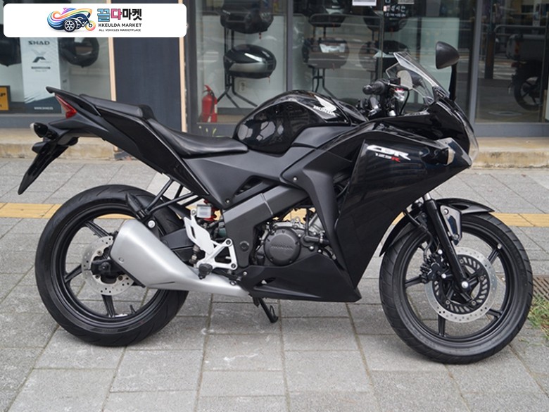 혼다 CBR 125 R 2014년식 [복지모터스]  주행거리 28844km  / 옵션 / 대차 카드가능
