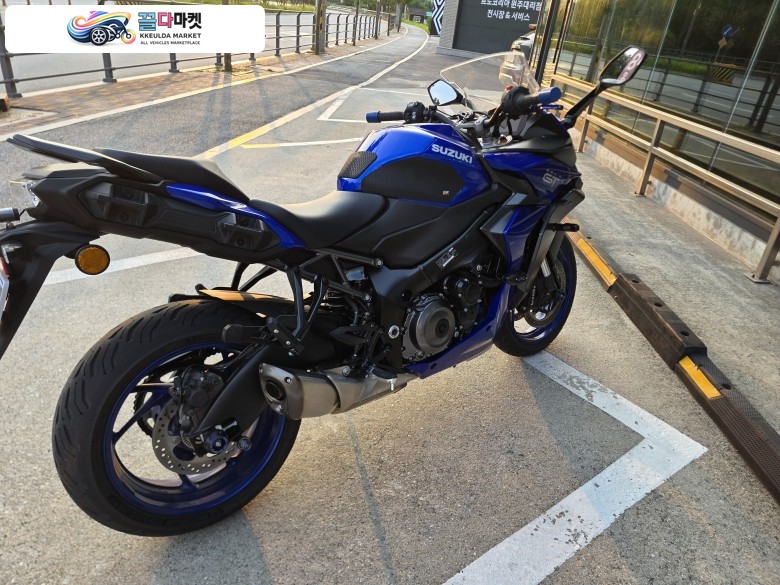 스즈끼 GSX S 1000 GT 2025년식 스즈끼 s1000gt
