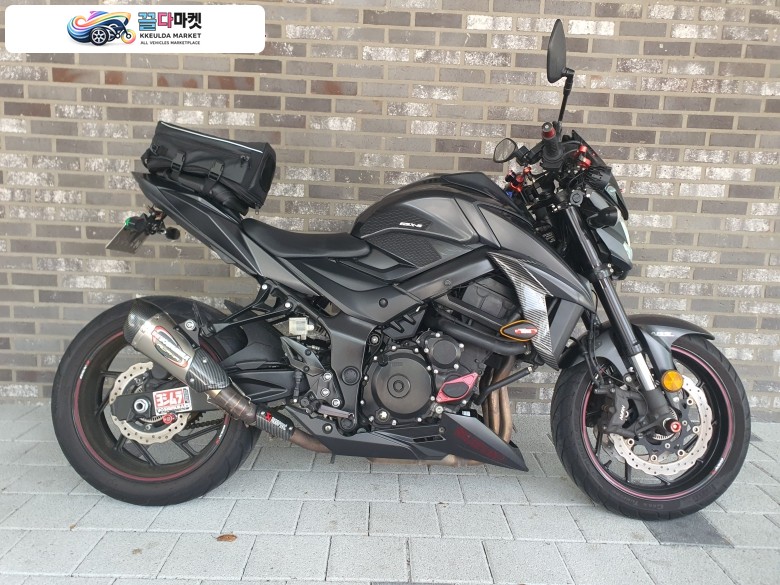 스즈끼 GSX S 750 2017년식 머플러 구변 완료 및 전체  컨디션 좋아요