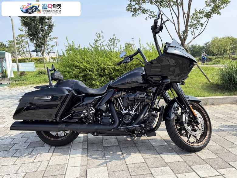 할리데이비슨 로드 글라이드 ST 2022년식 1인 신조! 배기 구변완료! 깔끔튜닝! 최상의관리!!