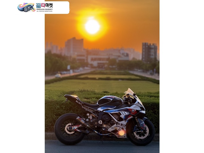 BMW S 1000 RR 2025년식 25년식 BMW S1000RR M팩 튜닝 완.