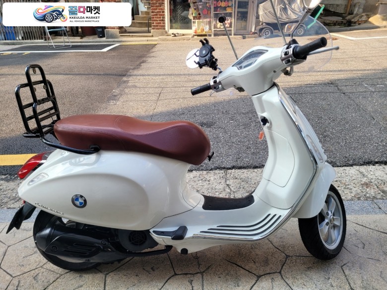 베스파 프리마베라 125 V3 2015년식 베스파 프리마베라 125cc 클래식 스쿠터 내놓습니다