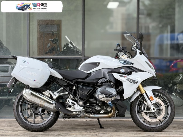 BMW R 1250 RS 2023년식 BMW R1250RS 2023년식 2천키로대 깔끔한 차량 판매 합니다.