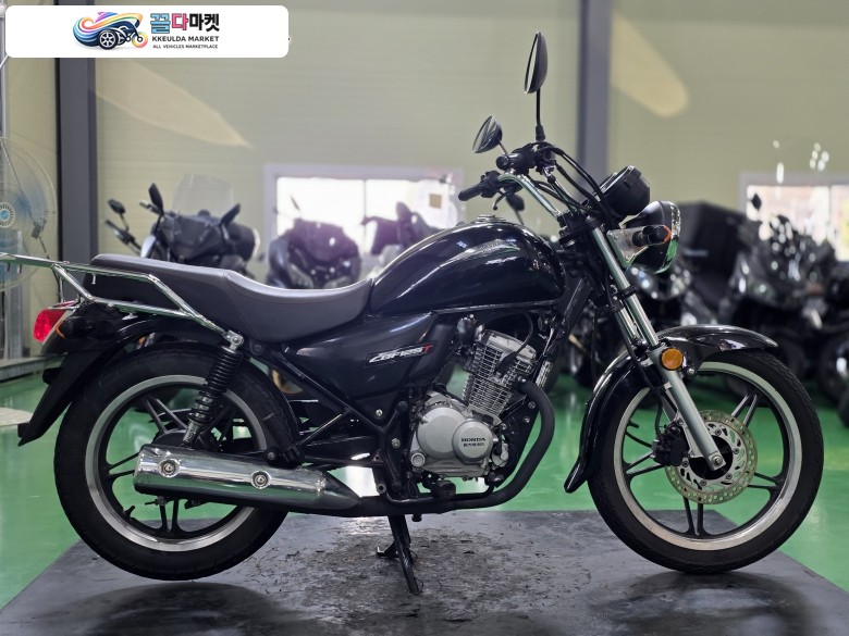혼다 CBF 125 T 2020년식 혼다CBF125T 21년형 2만km클래식바이크 최저가 판매합니다.