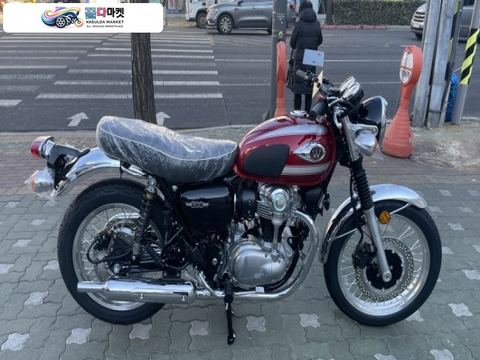 가와사키 W 800 2022년식 미주행신차 파격 프로모션 문의주세요 대차가능