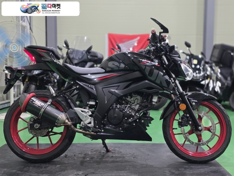 스즈끼 GSX S 125 ABS 2019년식 스즈키 GSXS125 19년식 1만km 짧은키로수 최저가 판매합니다.