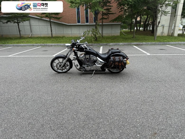 혼다 VT 1300 CX 2010년식 혼다 VT1300 CX 튜닝용마후라포함
