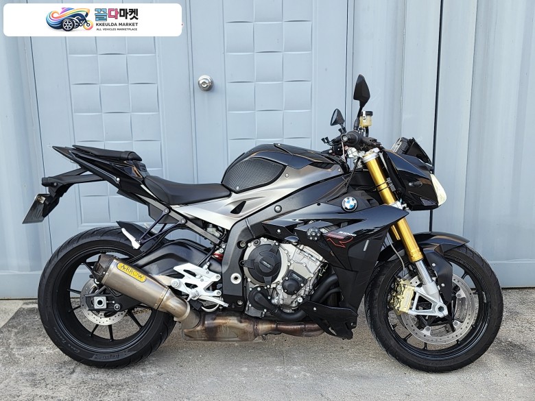 BMW S 1000 R 2016년식 BMW S1000R 에로우머플러 소모품짱짱 판매합니다