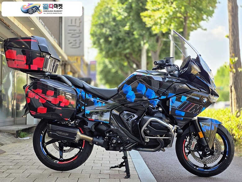 BMW R 1300 RT 2025년식 [수원동문모터스] 완전 풀튜닝 멋쟁이 1300RT 판매합니다.