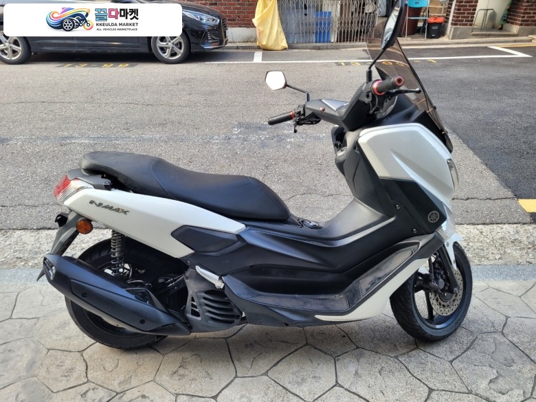 야마하 N 맥스 125 2019년식 야마하 엔맥스 125cc 스쿠터 판매합니다