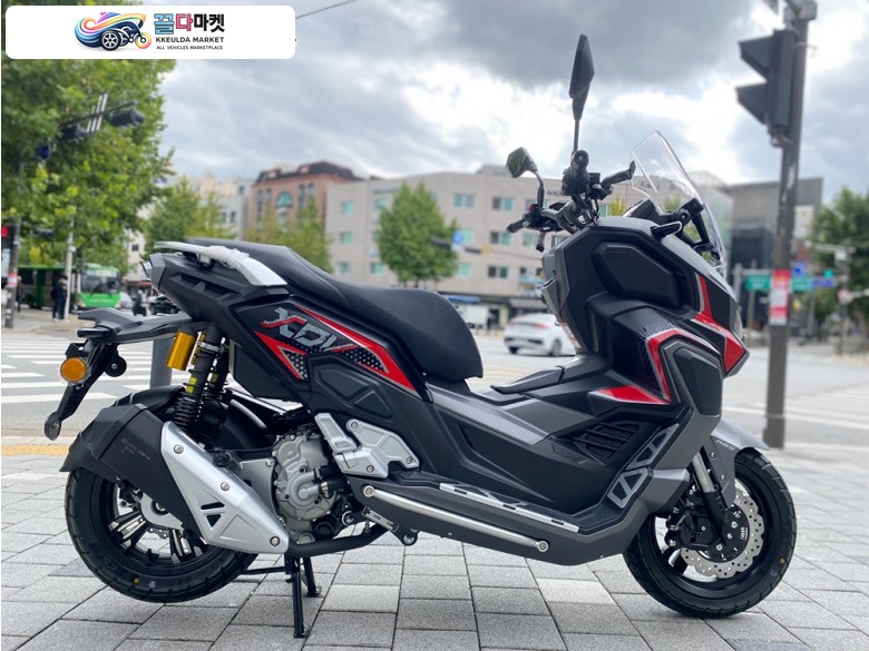 빅토리아 XDV 300 2023년식 매입대차 합니다/카드12~16개월무이자 할부가능//카드60개월 저금리 장기할부 가능//