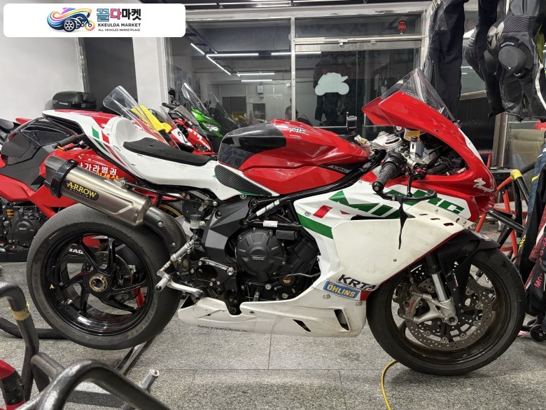 MV-아구스타 F3 800 RC 2023년식 23년 F3 아구스타 레이스베이스