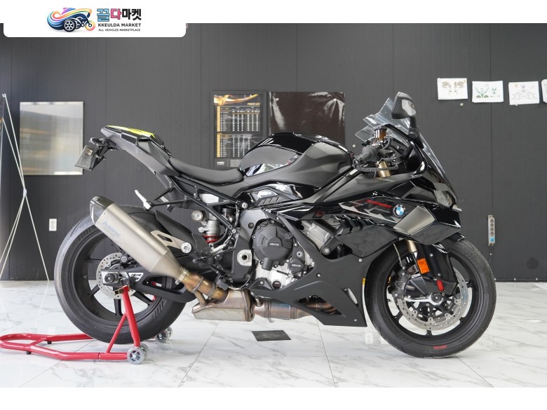 BMW S 1000 RR 2025년식 2025 S1000RR 판매합니다.