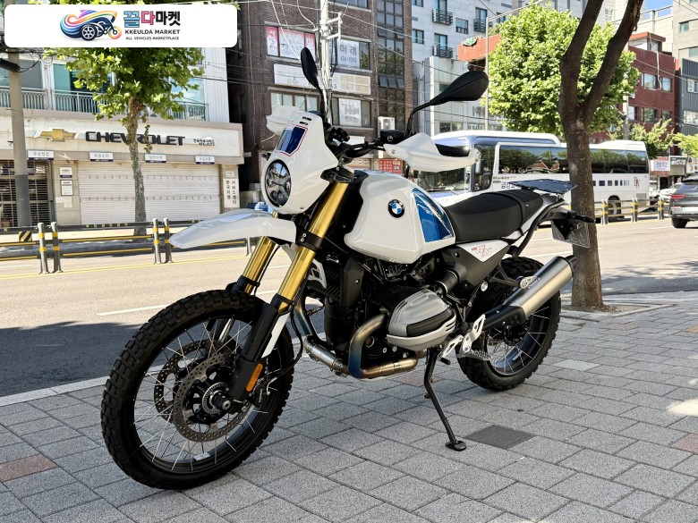 BMW R 12 GS 2026년식 BMW R12G/S 26년 5월 출고 아크라보빅 풀배기, 옵션 다수 판매합니다