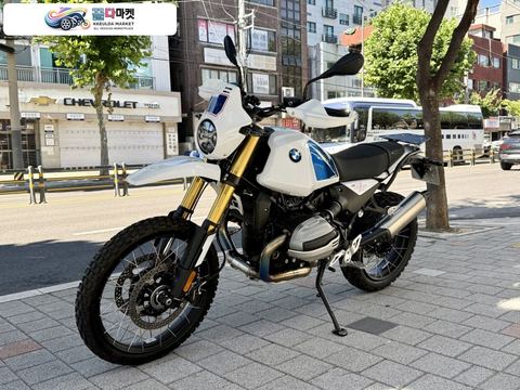 BMW R 12 GS 2026년식 BMW R12G/S 26년 5월 출고 아크라보빅 풀배기, 옵션 다수 판매합니다