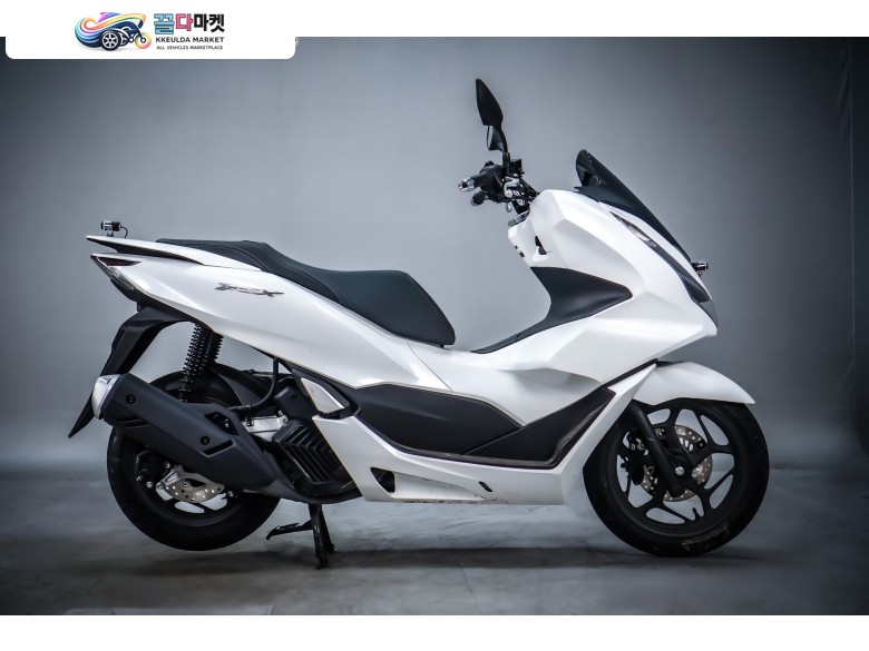 혼다 PCX 125 ABS 2021년식 착한형의오토바이 모든 바이크 정직한 매입 신속한 매입 도와드립니다.