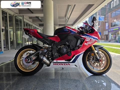 혼다 CBR 1000 RR SP 2018년식 관리 잘된 Cbr1000rr sp 팝니다