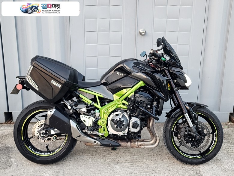 가와사키 Z 900 ABS 2018년식 가와사키 Z900 ABS 엔진굿 소모품굿 판매합니다