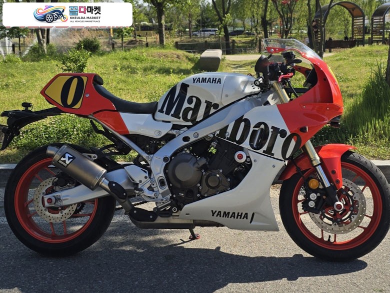 야마하 XSR 900 GP 2024년식 Xsr900gp 아크라구변 신차급