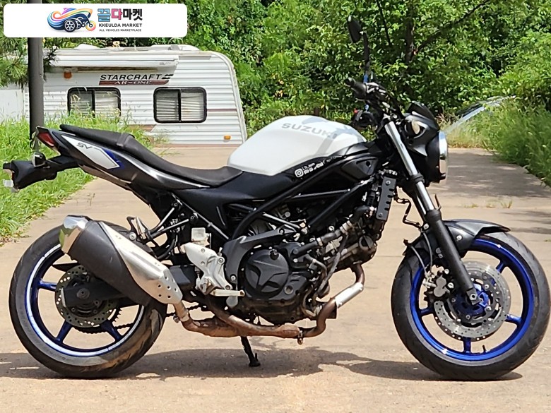 스즈끼 SV 650 2017년식 블루스트라이프 펀 머신 전 기종대차가능 카드 가능 전국배송가능합니다.