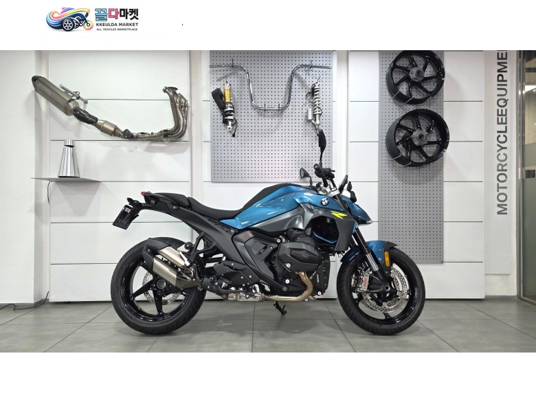 BMW R 1300 R 2026년식 BMW모토라드 보증매물 메뉴얼사양, 15km주행, 보증기한 2030년 7월23일까지