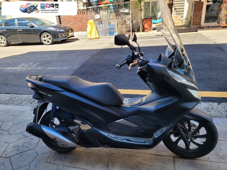 혼다 PCX 125 FI 2019년식 혼다 pcx 125 판매합니다 엔진굿