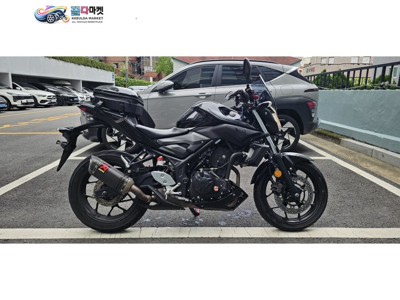 야마하 MT 03 2017년식 2017년식 MT-03 블랙입니다.