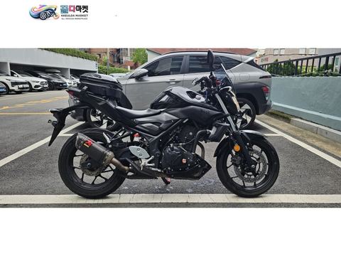 야마하 MT 03 2017년식 2017년식 MT-03 블랙입니다.