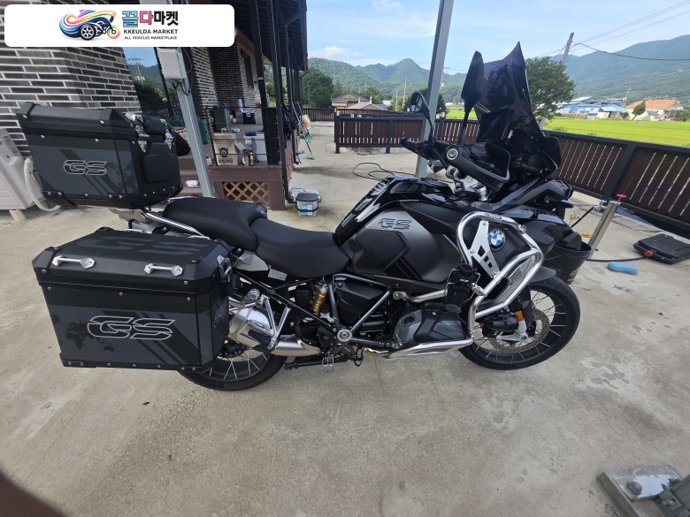 BMW R 1250 GS 어드벤처 2022년식 1250gsa 아시안핏 트리플블랙팝니다