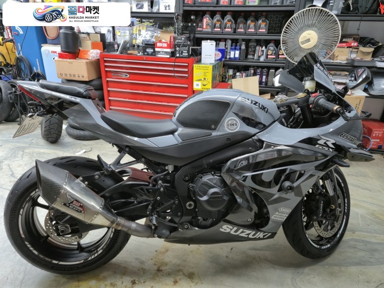 스즈끼 GSX R 1000 2019년식 2019년식 R1000 팝니다