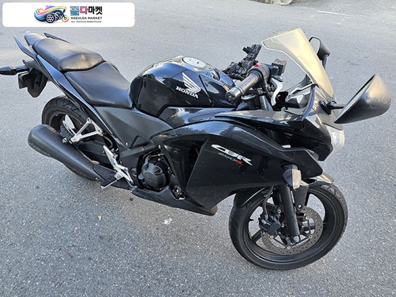 혼다 CBR 250 R 2013년식 1인 신조 / 1.6만km] 혼다 CBR250R (MC41) 판매