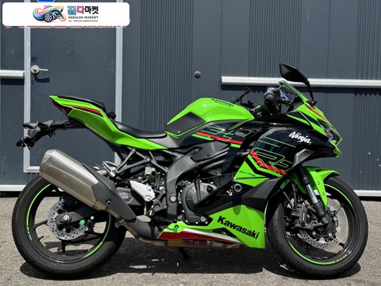 가와사키 닌자 ZX 4 RR 2024년식 가와사키ZX4RR 2024년식 2900KM