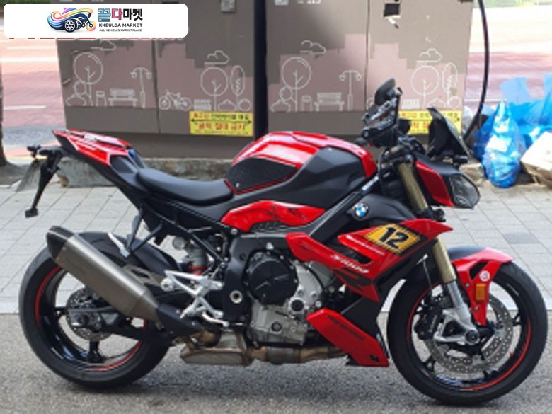 BMW S 1000 R 2025년식 bmw s1000r 25년식 신차급 판매합니다.