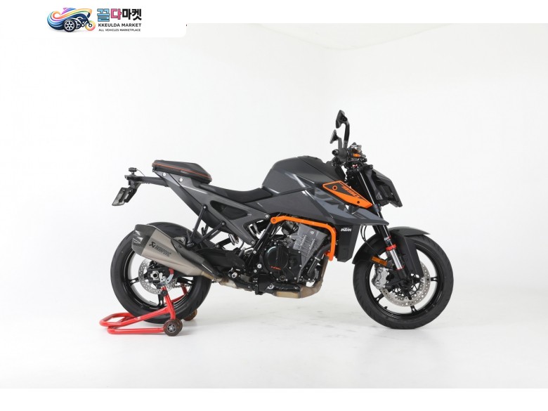 KTM 990 듀크 2024년식 [브라더 모터스] 바이크 위탁판매 전문점   2024 KTM DUKE 990 듀크 990 중고 오토바이 위탁판매